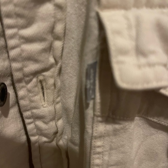 Levi's Off-White Siver Tab Button-Up Shirt - Picture 2 of 3